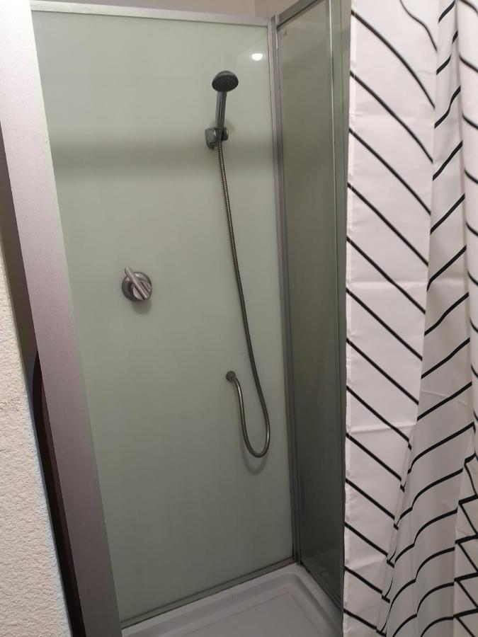 F1 1Er Etage 3 Personnes Apartment Aubenas Exterior foto