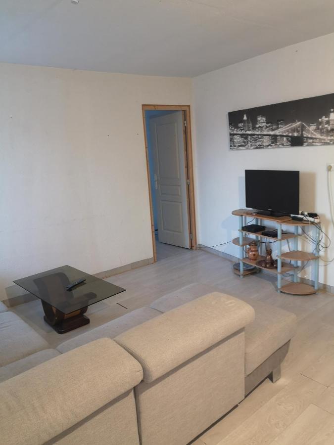 F1 1Er Etage 3 Personnes Apartment Aubenas Exterior foto